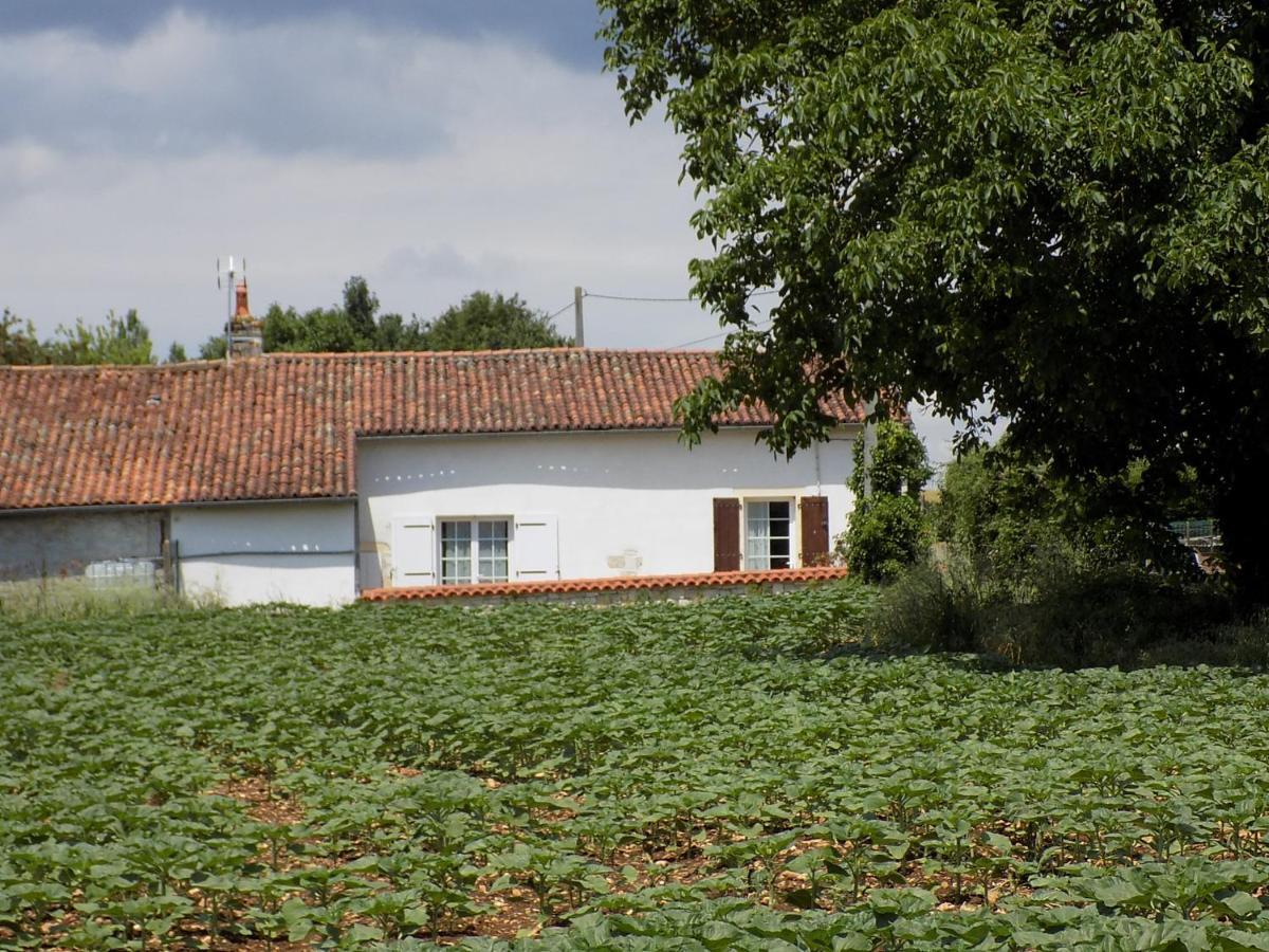 La maisonnette Les Adjots Extérieur photo